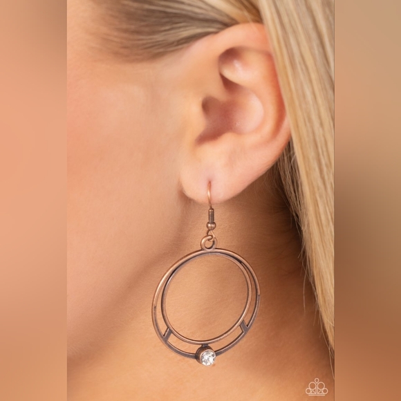 Refined Rotation Copper Earrings - Picture 1 of 2